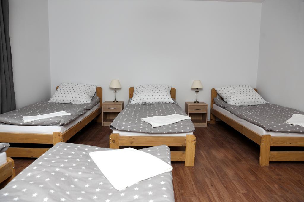 Koedukacyjny pokój wieloosobowy